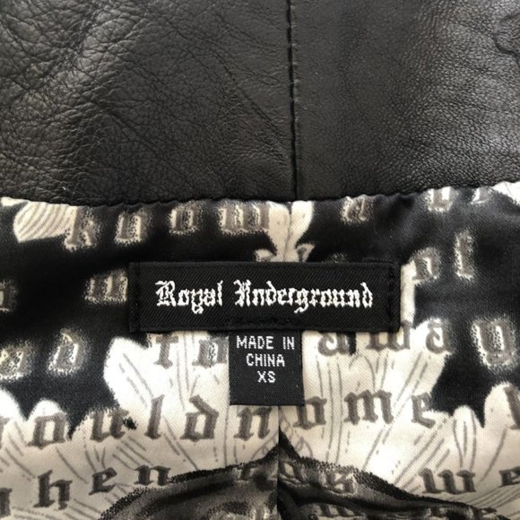 Royal Underground Size XS Leather and Fur Vest - Picture 16 of 16